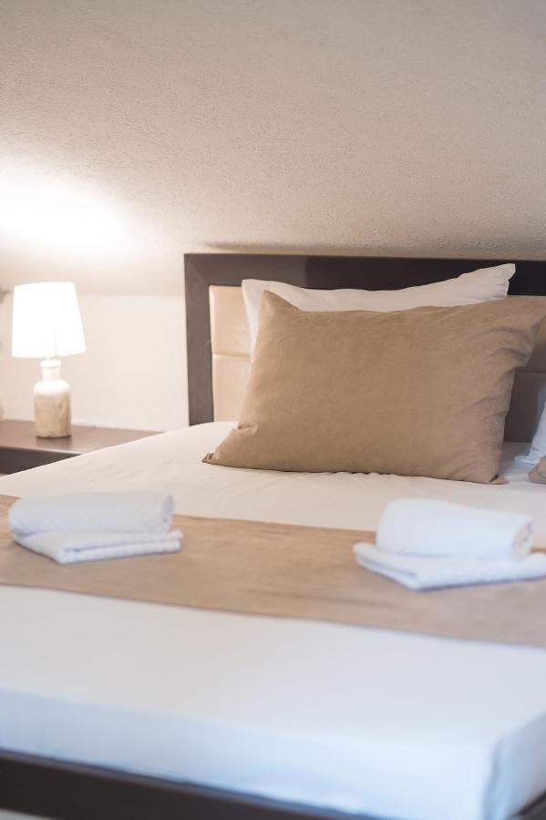 קוטור Little Bay Apartments מראה חיצוני תמונה