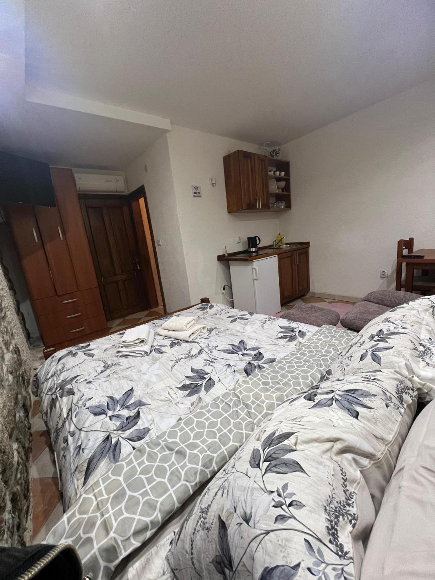 קוטור Little Bay Apartments חדר תמונה